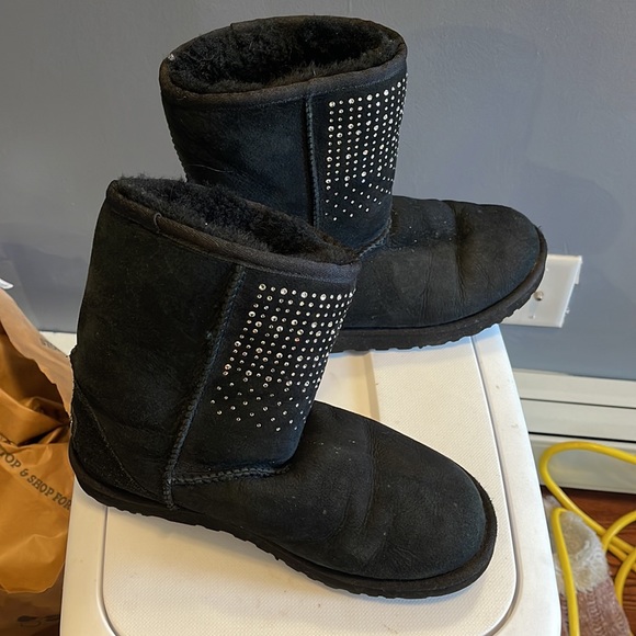 Black Rhinestone Suede Ugg Boots size 8 - Picture 2 of 6
